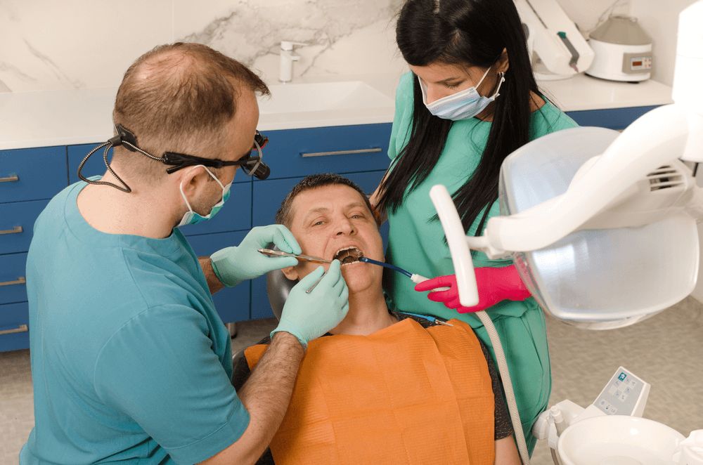 reabilitare dentara Timisoara, implanturi dentare Fast and Fixed, All on 4 / All on 6